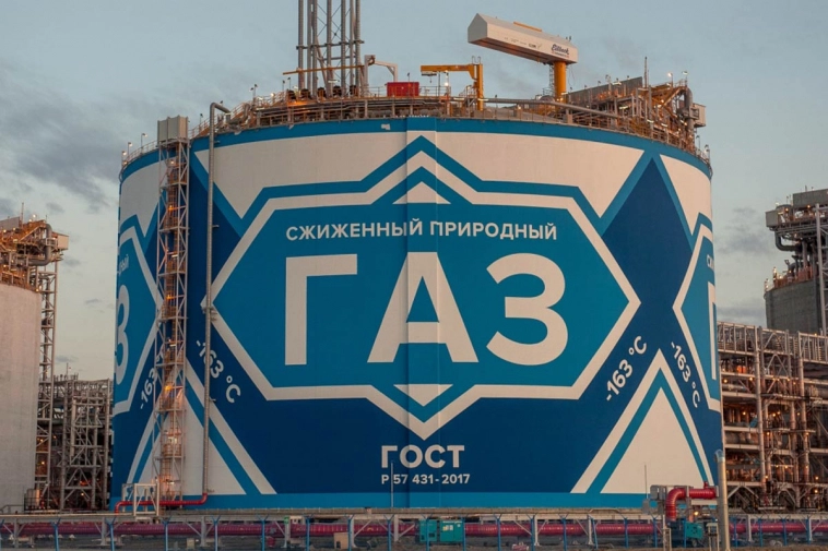 Планы Новатэка по СПГ пролетели фанерой над Парижем